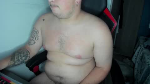 Snapshot of onewhiteboichub chatting on February 13, 2026, 7:26 am Andres INDEPENDENT MODEL online show from February 13, 2026, 7:26 am