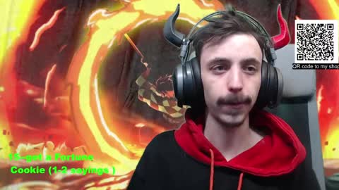 Snapshot of oni_hoshi chatting on December 4, 2024, 7:12 pm Oni hoshi online show from December 4, 2024, 7:12 pm