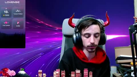 Snapshot of oni_hoshi chatting on November 15, 2025, 6:15 pm Oni hoshi online show from November 15, 2025, 6:15 pm