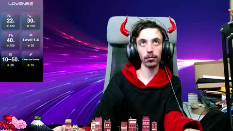 Snapshot of oni_hoshi chatting on November 19, 2025, 7:03 pm Oni hoshi online show from November 19, 2025, 7:03 pm