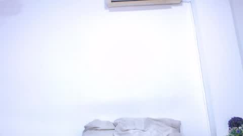 onixandghosty online show from May 1, 2026, 6:56 pm