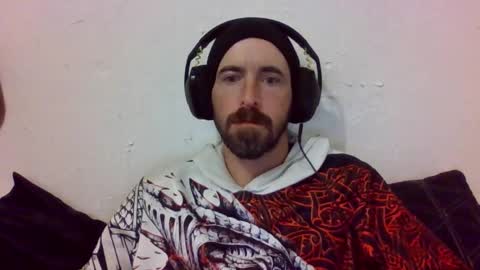 Snapshot of oniyoshiken chatting on November 17, 2025, 6:14 pm oniyoshiken online show from November 17, 2025, 6:14 pm