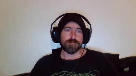 Snapshot of oniyoshiken chatting on February 5, 2026, 8:46 pm oniyoshiken online show from February 5, 2026, 8:46 pm