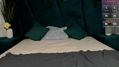 Erick  online show from September 28, 2025, 9:14 am