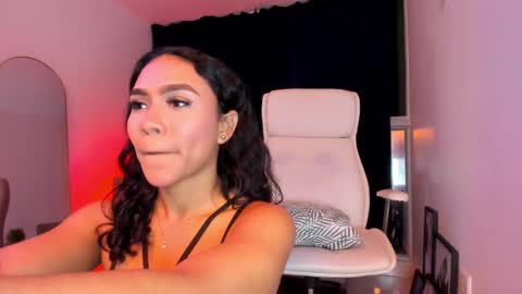 Snapshot of only_pammela chatting on October 3, 2025, 11:46 pm misssaray official online show from October 3, 2025, 11:46 pm