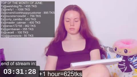 Snapshot of only_sarah1 chatting on June 25, 2026, 9:41 pm only_sarah1 online show from June 25, 2026, 9:41 pm