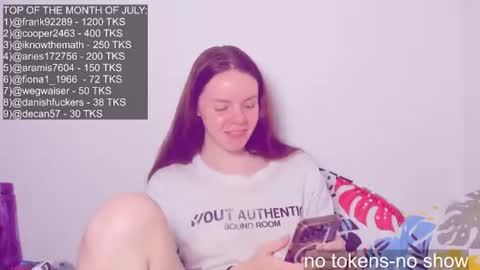 Snapshot of only_sarah1 chatting on July 24, 2026, 9:24 pm only_sarah1 online show from July 24, 2026, 9:24 pm