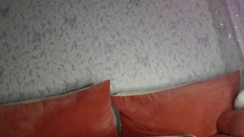 Amalia online show from February 12, 2025, 9:43 pm