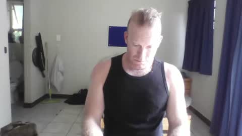 Snapshot of only_you754944 chatting on November 7, 2025, 4:23 am For me to know online show from November 7, 2025, 4:23 am