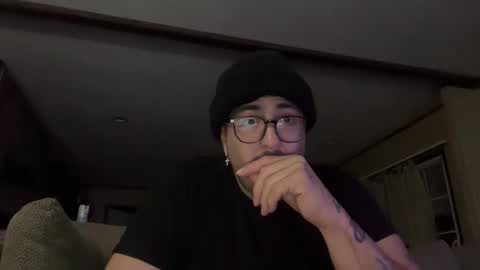 Snapshot of only_yours970 chatting on November 21, 2025, 9:52 am only_yours970 online show from November 21, 2025, 9:52 am