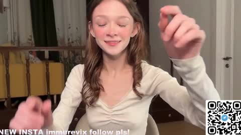 Snapshot of onlykitty_chillhere chatting on April 6, 2026, 6:09 pm BARBARA online show from April 6, 2026, 6:09 pm