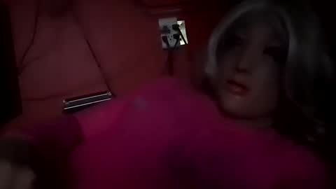 onlyoralllee online show from November 17, 2025, 9:48 am