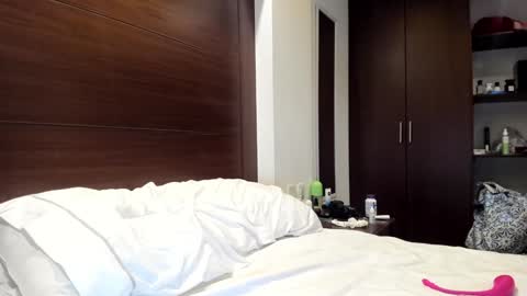 Sergio online show from December 21, 2024, 1:36 am