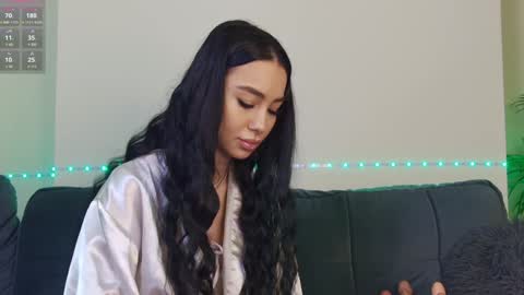 Xandra online show from January 17, 2025, 8:56 am