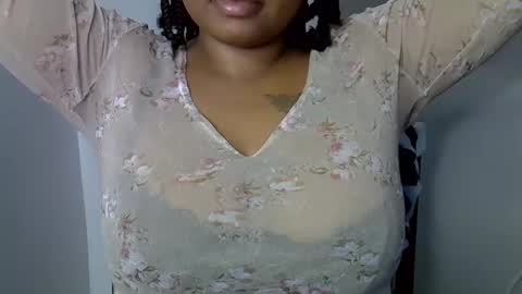 Snapshot of onlyyhazelbrown chatting on November 7, 2025, 10:15 am Patience online show from November 7, 2025, 10:15 am