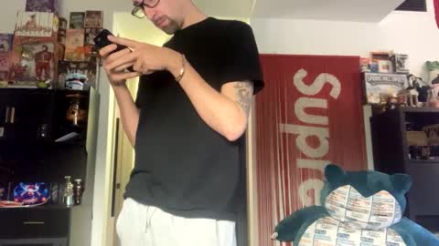 Snapshot of onthecumup69 chatting on February 24, 2025, 3:09 pm onthecumup69 online show from February 24, 2025, 3:09 pm