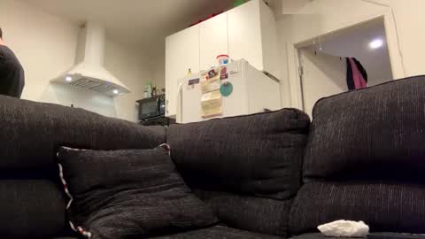 Snapshot of onthecumup69 chatting on March 3, 2025, 6:22 pm onthecumup69 online show from March 3, 2025, 6:22 pm