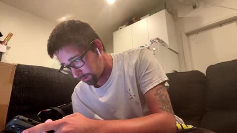 Snapshot of onthecumup69 chatting on September 14, 2025, 11:42 am onthecumup69 online show from September 14, 2025, 11:42 am