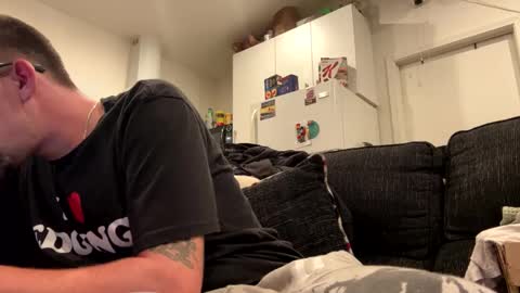 Snapshot of onthecumup69 chatting on November 23, 2025, 2:28 pm onthecumup69 online show from November 23, 2025, 2:28 pm