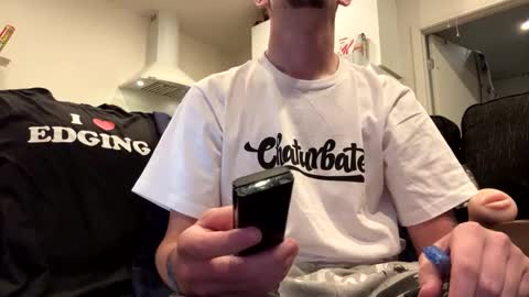 Snapshot of onthecumup69 chatting on January 18, 2026, 6:23 pm onthecumup69 online show from January 18, 2026, 6:23 pm