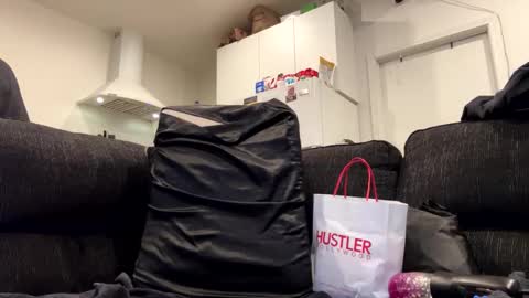 Snapshot of onthecumup69 chatting on February 4, 2026, 11:49 am onthecumup69 online show from February 4, 2026, 11:49 am