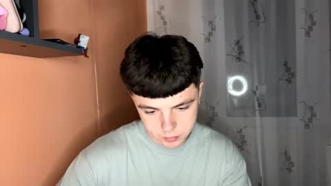 Snapshot of onyiix_ chatting on November 20, 2025, 3:34 pm Mike online show from November 20, 2025, 3:34 pm