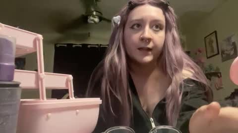 Snapshot of onyx_the_pupstar chatting on January 5, 2026, 10:57 pm Onyx online show from January 5, 2026, 10:57 pm