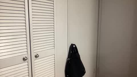 Snapshot of oohhellothere chatting on November 16, 2025, 8:42 am Miss Girly online show from November 16, 2025, 8:42 am