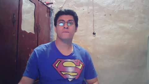 Snapshot of oomaurooo chatting on December 13, 2024, 8:30 am oomaurooo online show from December 13, 2024, 8:30 am