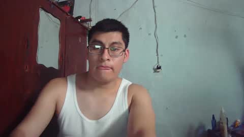 Snapshot of oomaurooo chatting on March 2, 2025, 8:07 pm oomaurooo online show from March 2, 2025, 8:07 pm