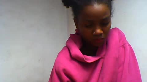 Snapshot of oooorazanasoa chatting on June 29, 2026, 11:21 am oooorazanasoa online show from June 29, 2026, 11:21 am