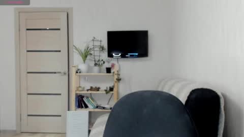 Britney online show from September 18, 2025, 7:05 pm