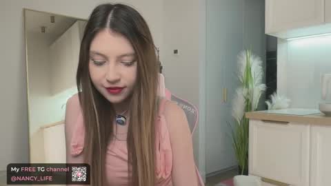Snapshot of oops_my_english chatting on May 27, 2026, 7:11 pm Nancy online show from May 27, 2026, 7:11 pm