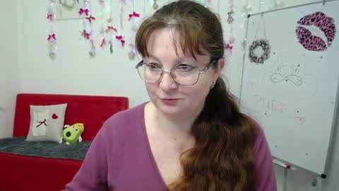 Vanessa online show from April 1, 2026, 5:19 am
