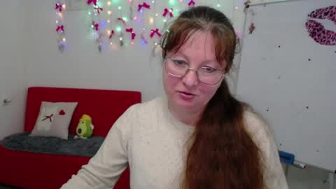 Vanessa online show from April 24, 2026, 6:16 am