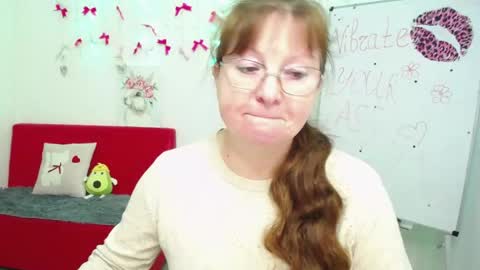 Vanessa online show from April 27, 2026, 5:05 am