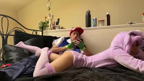 Snapshot of opalsessence_ chatting on October 27, 2025, 10:25 pm opalsessence_ online show from October 27, 2025, 10:25 pm