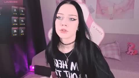 Snapshot of ophelia_amber chatting on June 20, 2026, 9:50 pm Ophelia online show from June 20, 2026, 9:50 pm