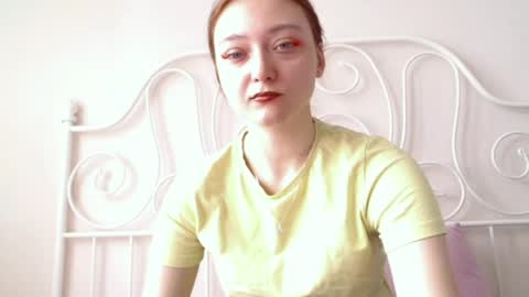 Snapshot of orange___melani chatting on April 29, 2026, 7:01 am Melani online show from April 29, 2026, 7:01 am