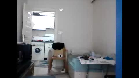 orhansakar12 online show from December 17, 2025, 9:48 am