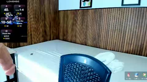 ori_whore online show from June 12, 2026, 4:00 am