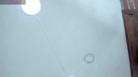 Snapshot of oriana_guzman chatting on December 4, 2024, 11:41 am Miss Guzman online show from December 4, 2024, 11:41 am