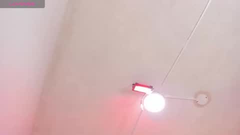 Snapshot of oriana_guzman chatting on December 7, 2024, 2:46 pm Miss Guzman online show from December 7, 2024, 2:46 pm