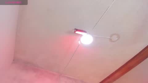 Snapshot of oriana_guzman chatting on December 14, 2024, 12:44 pm Miss Guzman online show from December 14, 2024, 12:44 pm