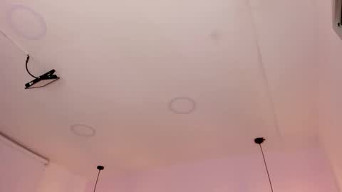 Snapshot of oriana_guzman chatting on September 27, 2025, 1:10 am Miss Guzman online show from September 27, 2025, 1:10 am