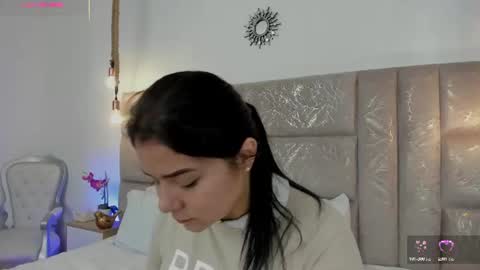 Miss Guzman  online show from August 5, 2026, 10:01 pm