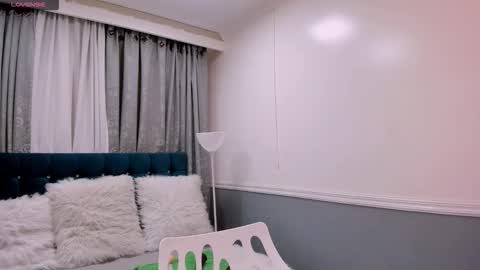 Snapshot of oriana_jhonson chatting on October 14, 2025, 11:33 am Oriana online show from October 14, 2025, 11:33 am