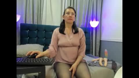 Oriana  online show from May 27, 2026, 1:57 am