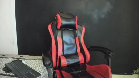 Snapshot of orion_perla chatting on December 24, 2024, 1:17 pm orion y perla online show from December 24, 2024, 1:17 pm