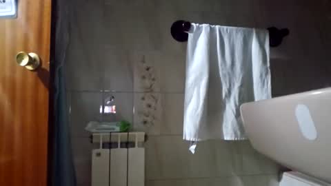 orlandovilla48 online show from October 26, 2025, 3:40 pm